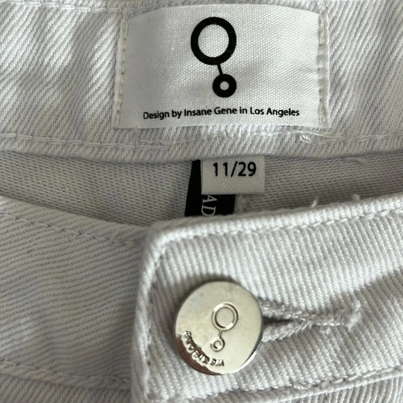 Insane Gene Hi-Rise Straight Distressed Jeans in White - NEW - Size 29 - Picture 4 of 10